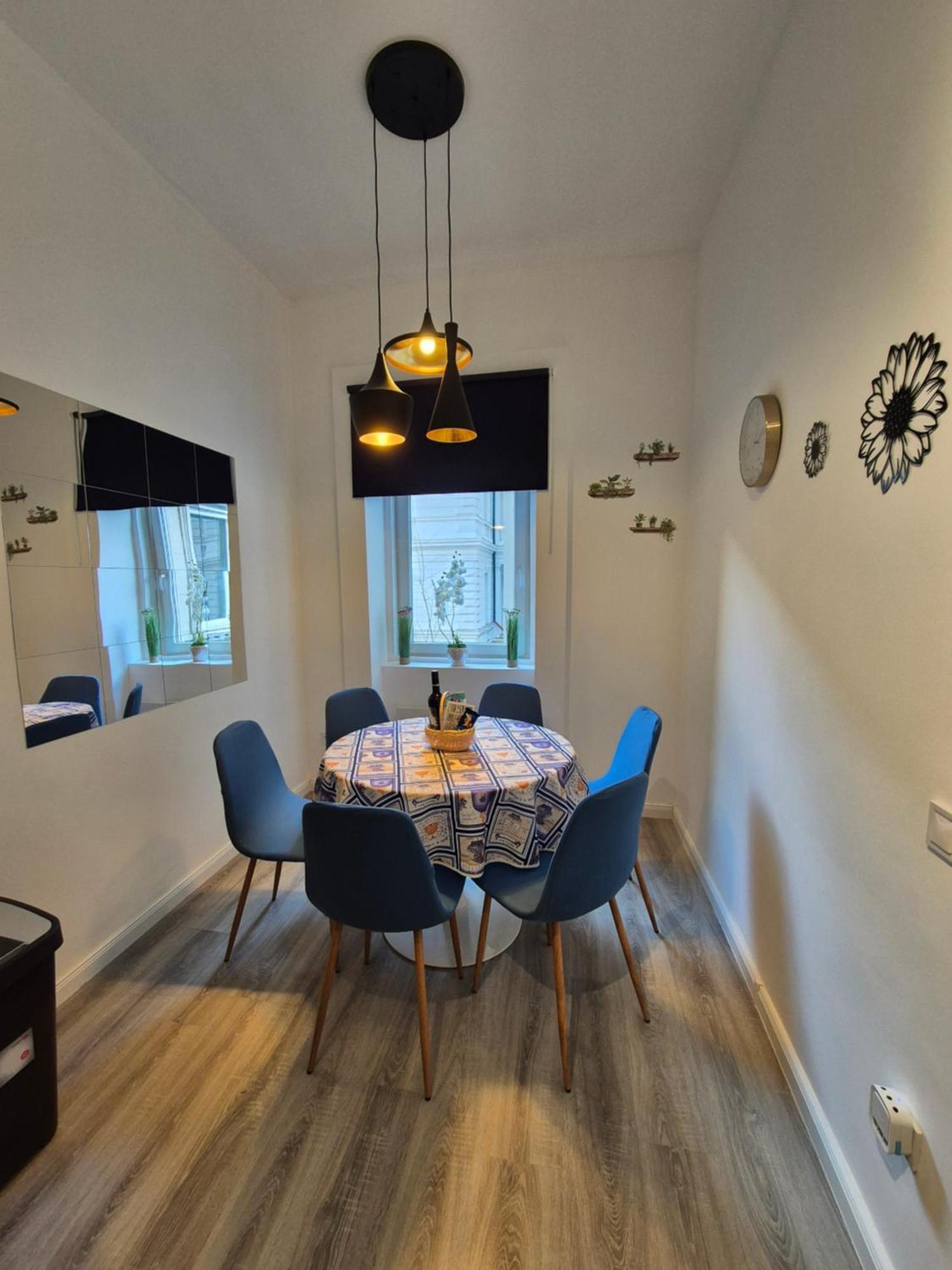Damjanich 51- Lovely 3Bedroom Apartment Budapest Exterior photo